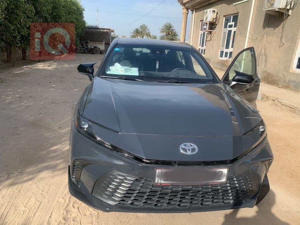 تۆیۆتا کامری